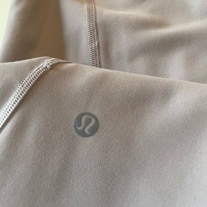 Lululemon To the Beat Tight 24" light purple/grey (Titanium) size 4